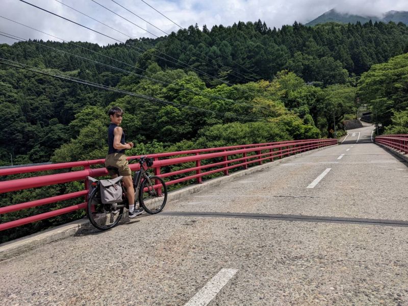 高井橋とEバイク