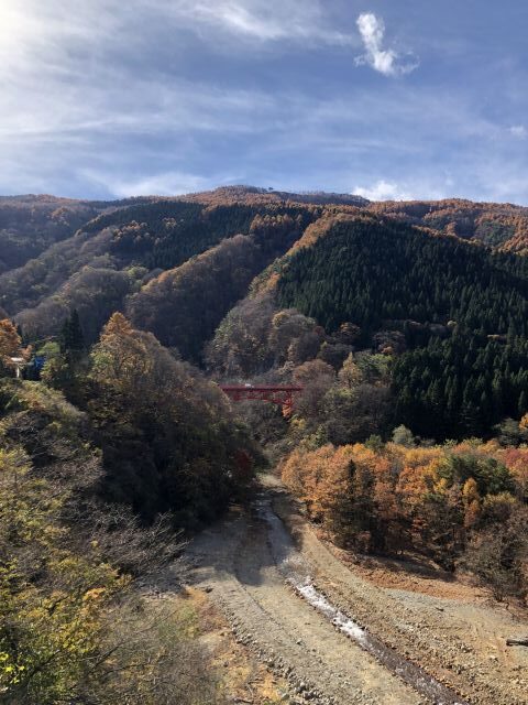 秋の松川渓谷高井橋